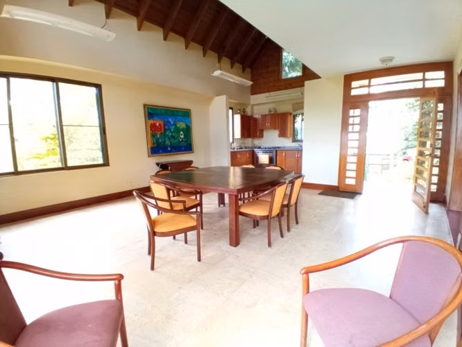 Villa en Venta en Jarabacoa con amplio Terreno de 2,827 mts - Imagen 3