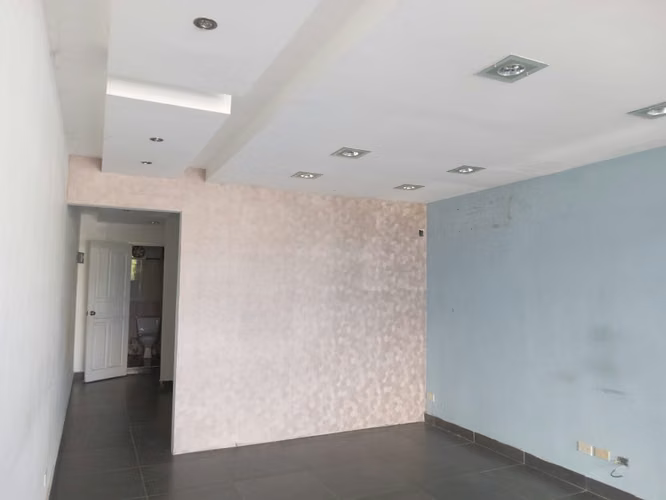 Oficina Alquiler Naco de 43 m2 – Segundo Nivel - Imagen 3