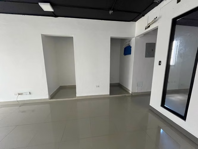 Oficina Alquiler Evaristo Morales de 45 m2 – Segundo Nivel - Imagen 6