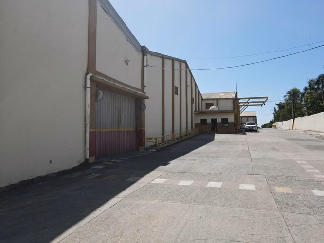 Nave Industrial en Alquiler en Haina 2,000 mts Alquiler USD16,000
