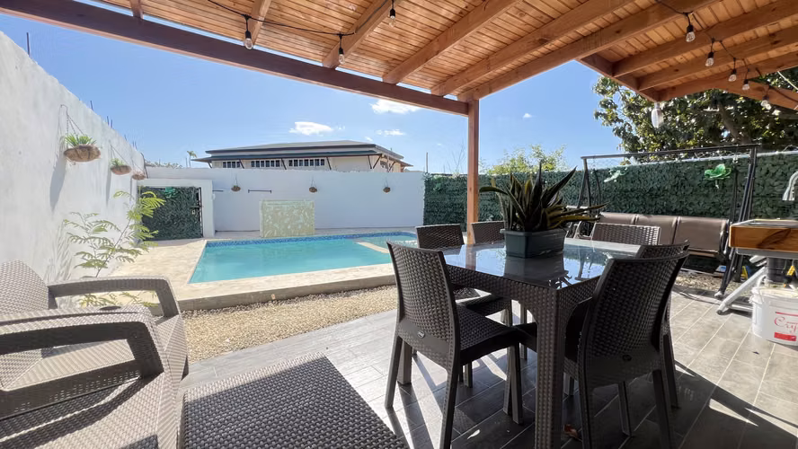 ¡No dejes pasar esta oportunidad en Punta Cana! Villa en Pueblo Bávaro - Imagen 7
