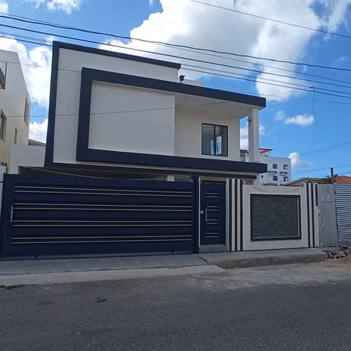 Casa Sola en Venta en Prado Oriental Santo Domingo Este