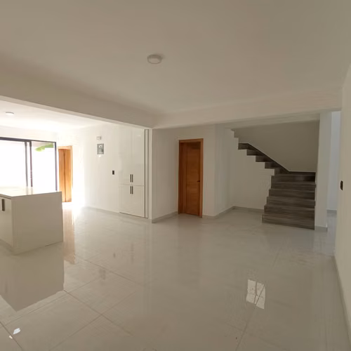 Casa Sola en Venta en Prado Oriental Santo Domingo Este