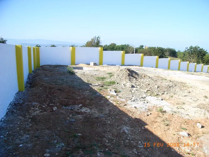 SOLAR 2700m2 DESLINDADO CON TITULO CON VISTA AL MAR