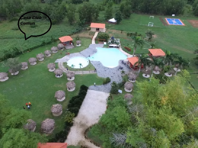 Casa Mona-Lago de Reyes en Guerra-Bayaguana de dos habitaciones - Imagen 4