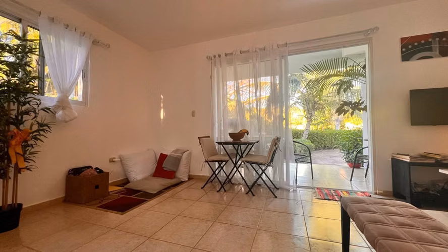 Casa Amueblada en venta de 2 Hab. Con Piscina en Río San Juan, María Trinidad Sanchez.