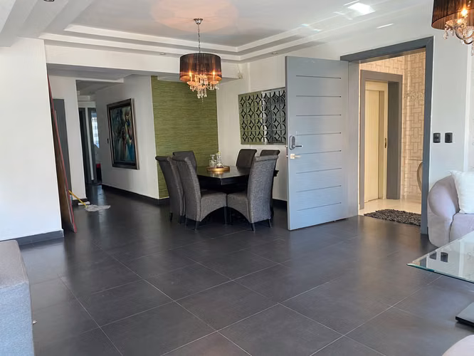 Apartamento En Alquiler De 4 Habitaciones Y 4 Baños En Naco - Imagen 2