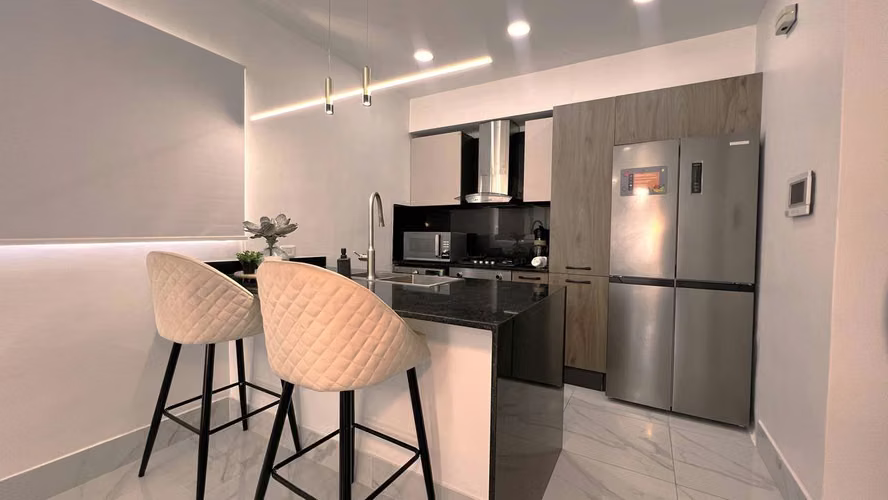 Apartamento En Alquiler De 1 Habitación Y 2 Baños En Piantini - Imagen 3