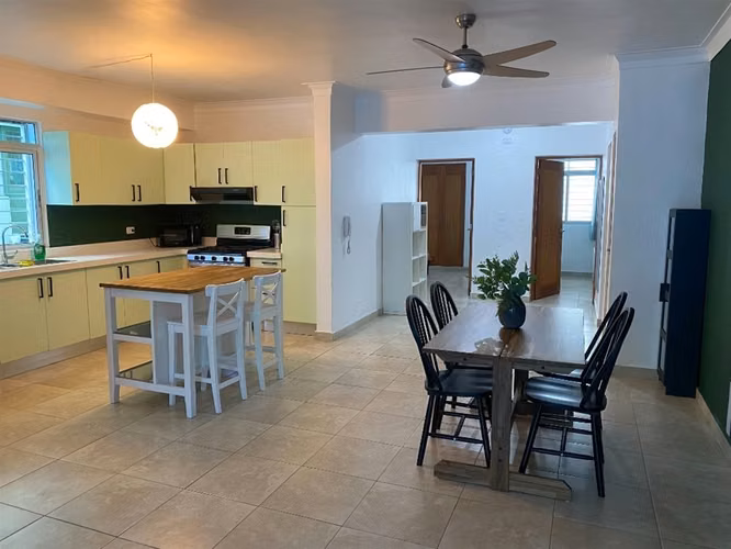Apartamento Amueblado en Alquiler, 2 Habitaciones, Los Jardines del Sur - Imagen 5