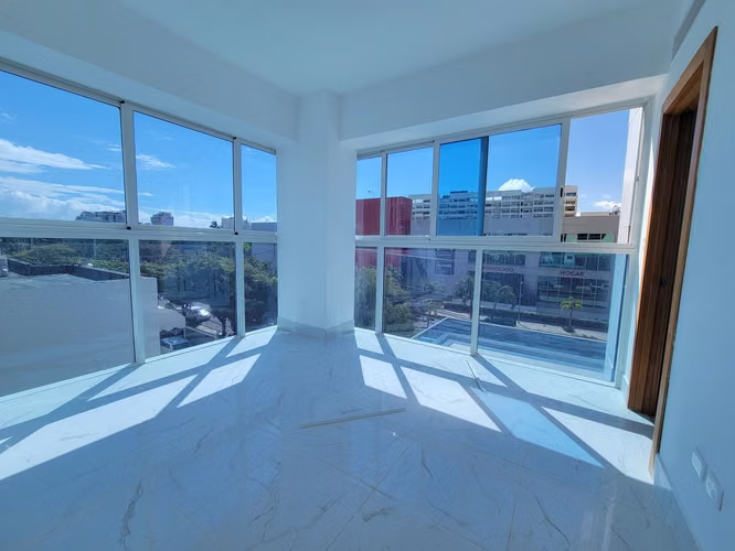 Apartamento nuevo en Bella Vista tres habitaciones en alquiler