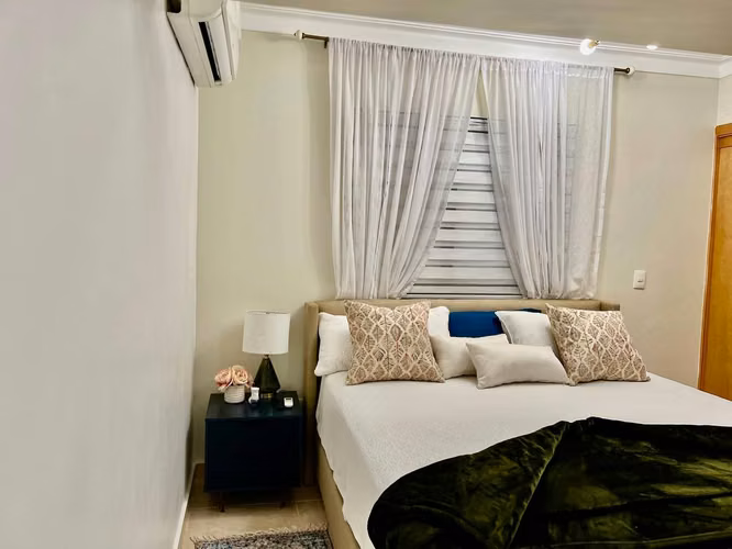 Apartamento de 2 habitaciones en alquiler amueblado en el Ensanche Naco - Imagen 5
