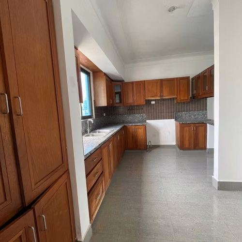 Apartamento en Alquiler 3 HAB – Ensanche Naco