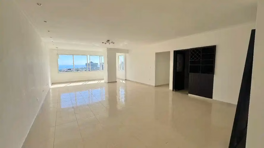 Apartamento en La Esperilla de 3 habitaciones en venta | Piso Alto con Vista - Imagen 6