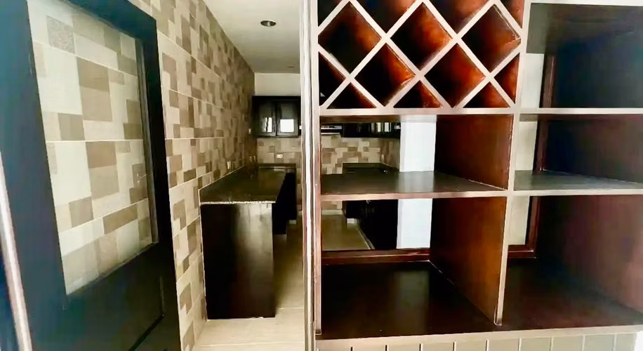 Apartamento en La Esperilla de 3 habitaciones en venta | Piso Alto con Vista - Imagen 5