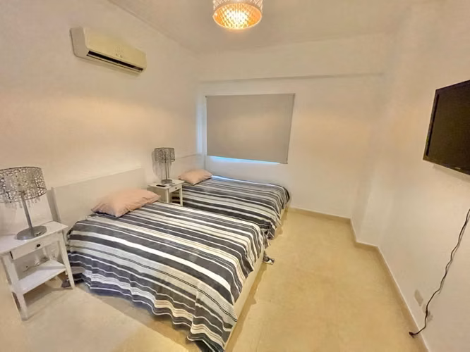 Hermoso Apartamento Amueblado en Piantini, 2 Habitaciones, 3 Parqueos, Piscina, Gym