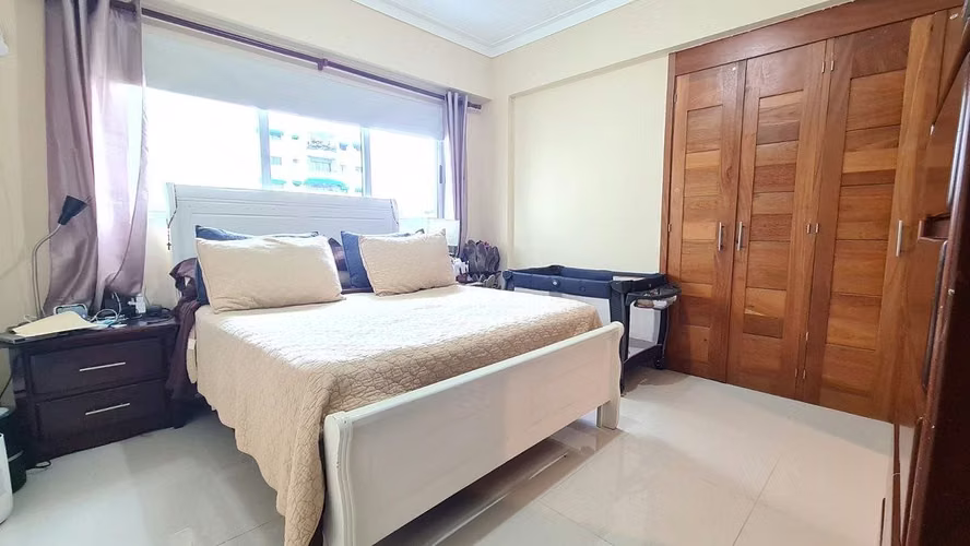 Apartamento 5to. Nivel en Evaristo Morales de Dos Habitaciones - Imagen 3
