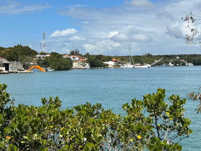 Villa de lujo semi amueblada en Cumayasa La Romana en alquiler y venta - Imagen 4