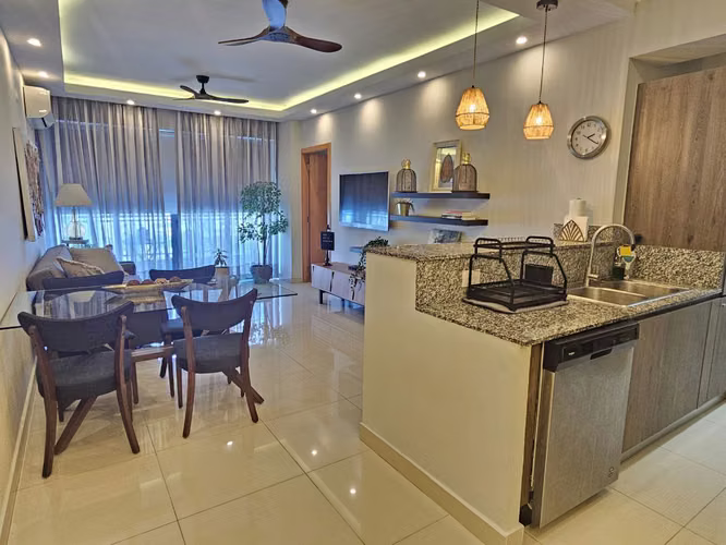 Moderno apartamento en venta amueblado de primera, en el centro del Ensanche Naco
