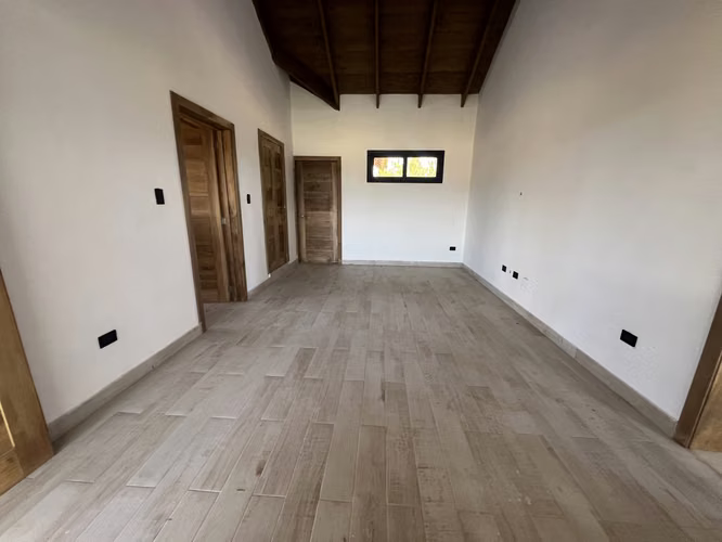 Villa en Venta en complejo cerrado con Amplio espacio en jarabacoa