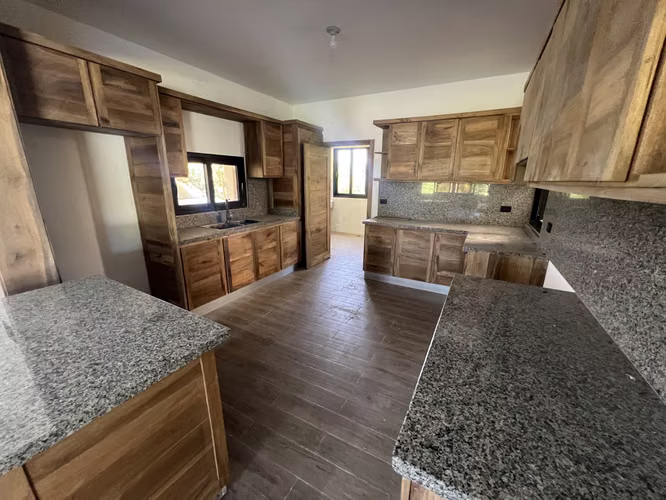 Villa en Venta en complejo cerrado con Amplio espacio en jarabacoa