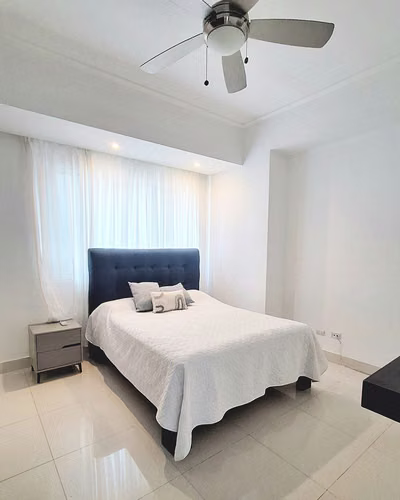  Apartamento Amueblado en Venta – Ensanche Naco