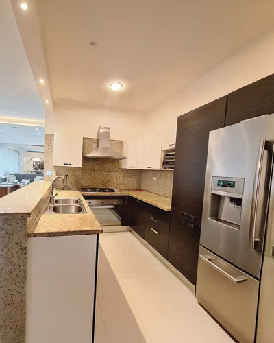  Apartamento Amueblado en Venta – Ensanche Naco