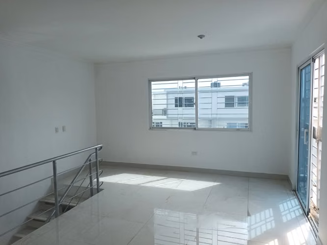 Venta Apartamento Tipo Penthouse en la Autopista San Isidro - Las Cayenas - Imagen 7
