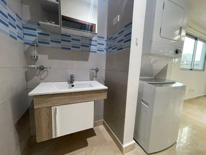 Alquiler de Apartamento Amueblado de 1 Habitacion en Evaristo Morales - Imagen 7