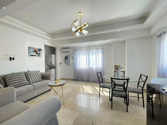 Alquiler de Apartamento Amueblado de 1 Habitacion en Evaristo Morales - Imagen 3