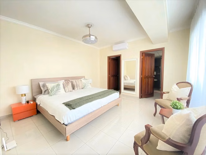 Apartamento Amueblado en Alquiler de 2 Habitaciones en Piantini - Imagen 6