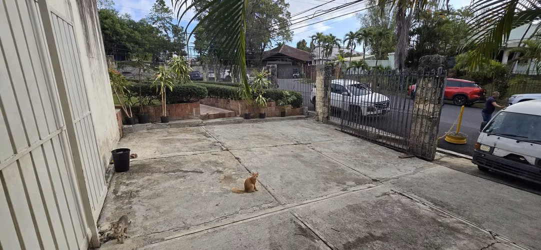 "¡Tu Oportunidad de estar en el Corazón de Arroyo Hondo! - Imagen 5