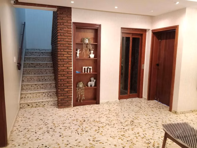 EN VENTA CASA DE LUJO EN LOS CACICAZGOS - Imagen 3