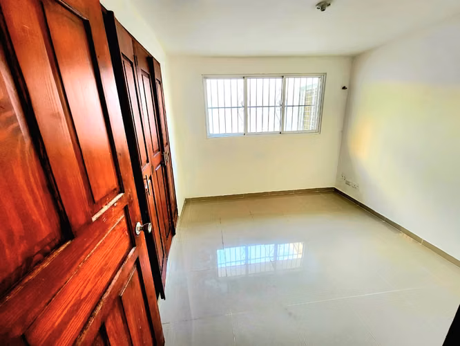 Casa de uso comercial en Urb. Miramar de 170 Mtr - Imagen 12