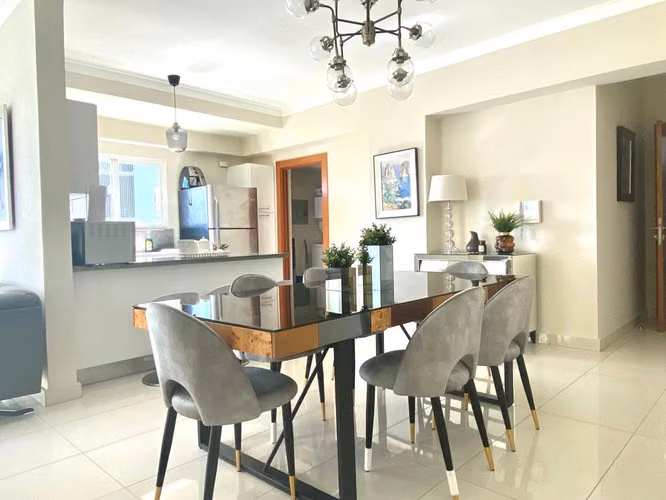 Apartamento En Alquiler De 3 Habitaciones Y 3 Baños En Piantini - Imagen 3