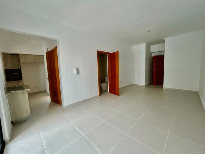 Apartamento en renta de 2 habitaciones en Evaristo Morales