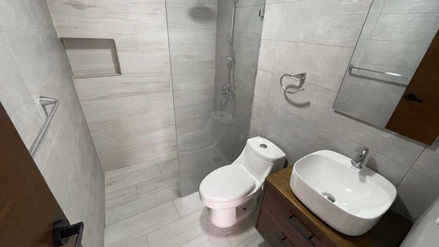 Apartamento en Alquiler 1 hab en Evaristo Morales - Imagen 5