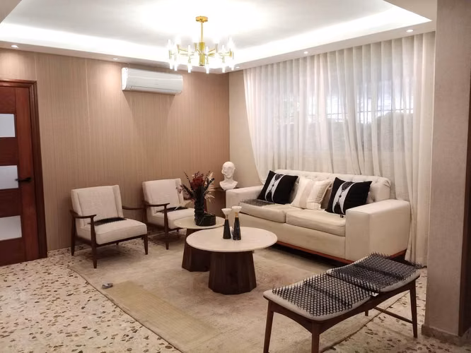 EN VENTA CASA DE LUJO EN LOS CACICAZGOS