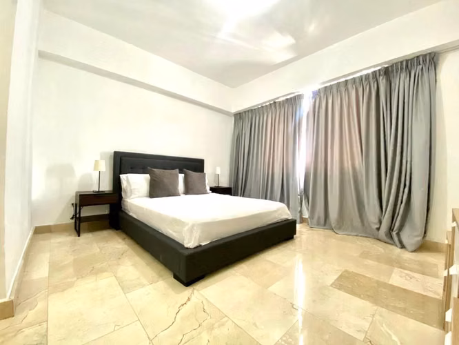 Apartamento amoblado en venta en Piantini, Santo Domingo