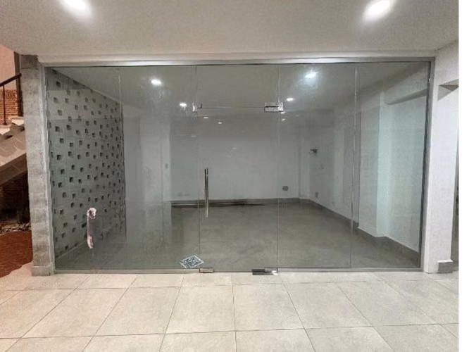 Local comercial en Alquiler en La Zona Colonial: - Imagen 1