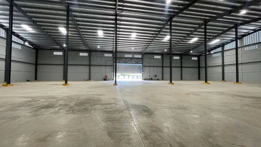 Nave Industrial 2100mts2 en Alquiler en Santo Domingo Oeste - Imagen 6