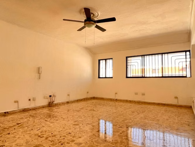 Venta de Penthouse clásico Ensanche Paraiso