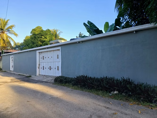 APARTAMENTO EN VENTA CERCA DE LA PLAYA DE BOCA CHICA