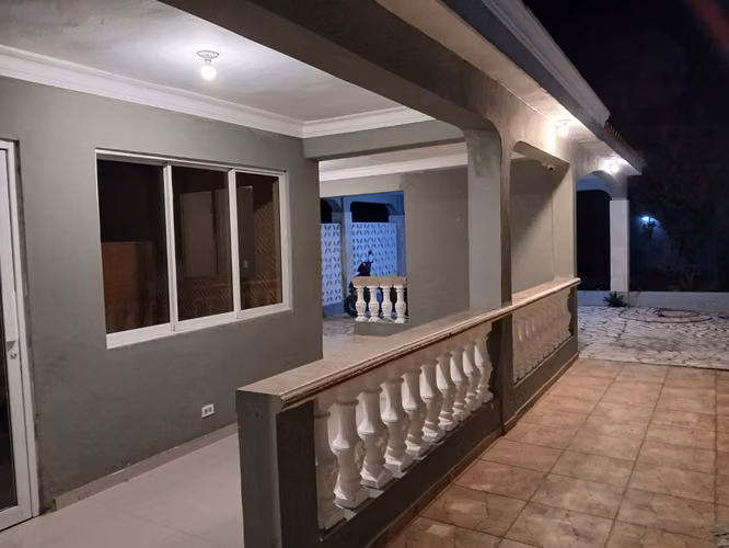APARTAMENTO EN VENTA CERCA DE LA PLAYA DE BOCA CHICA