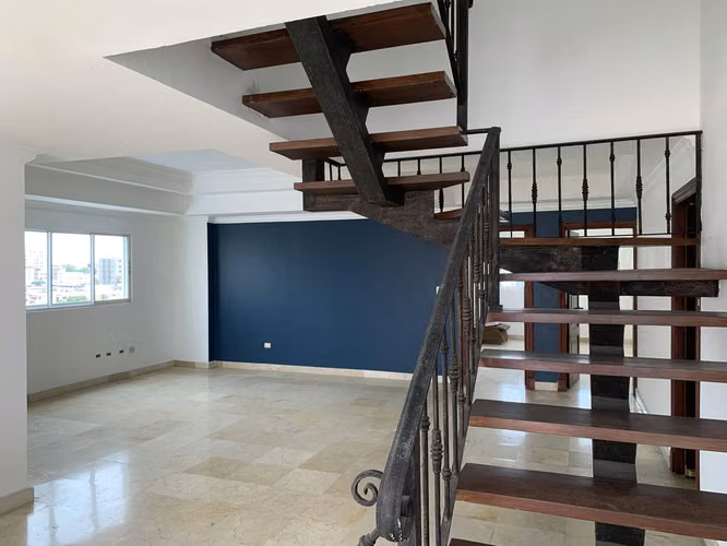PENTHOUSE | 2 LEVELS | BEAUTIFUL VIEW