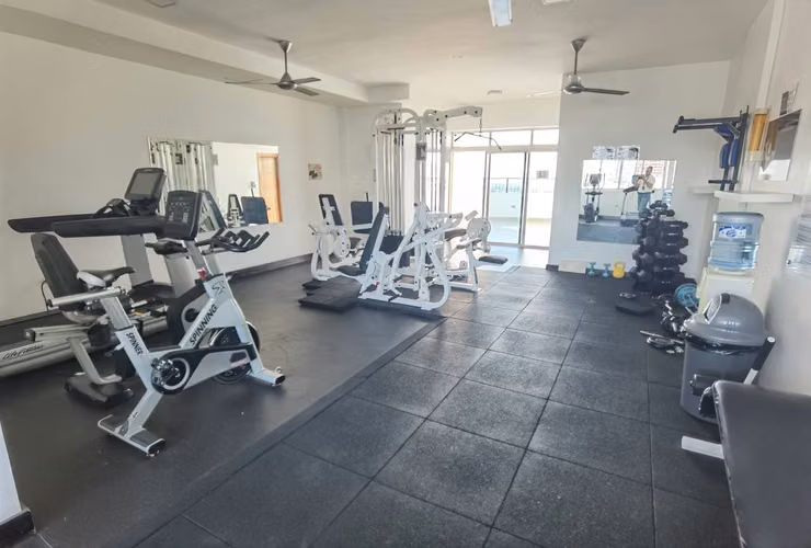 Apartamento de 3 habitaciones con Línea Blanca en Ensanche Paraiso, Santo Domingo