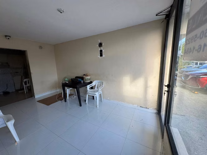 Alquilo Local Comercial en Ensanche Julieta - Imagen 3