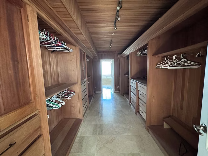 Alquilo apartamento amueblado de 4 habitaciones en Los Cacicazgos - Imagen 8