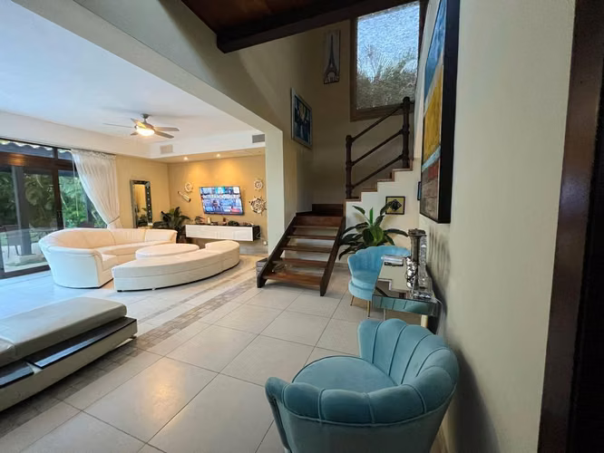 Hermosa Villa en  Alquiler – Juan Dolio Guavaberry - Imagen 3