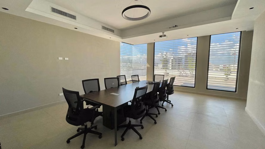 Local Comercial/Oficina 4to Nivel en Alquiler en Bella vista - Imagen 5
