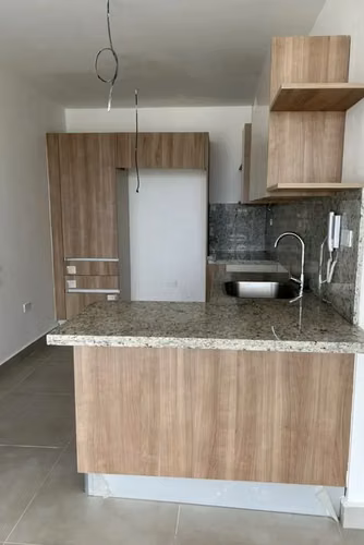 Venta de Apartamento en Evaristo Morales de 2 Habitaciones
